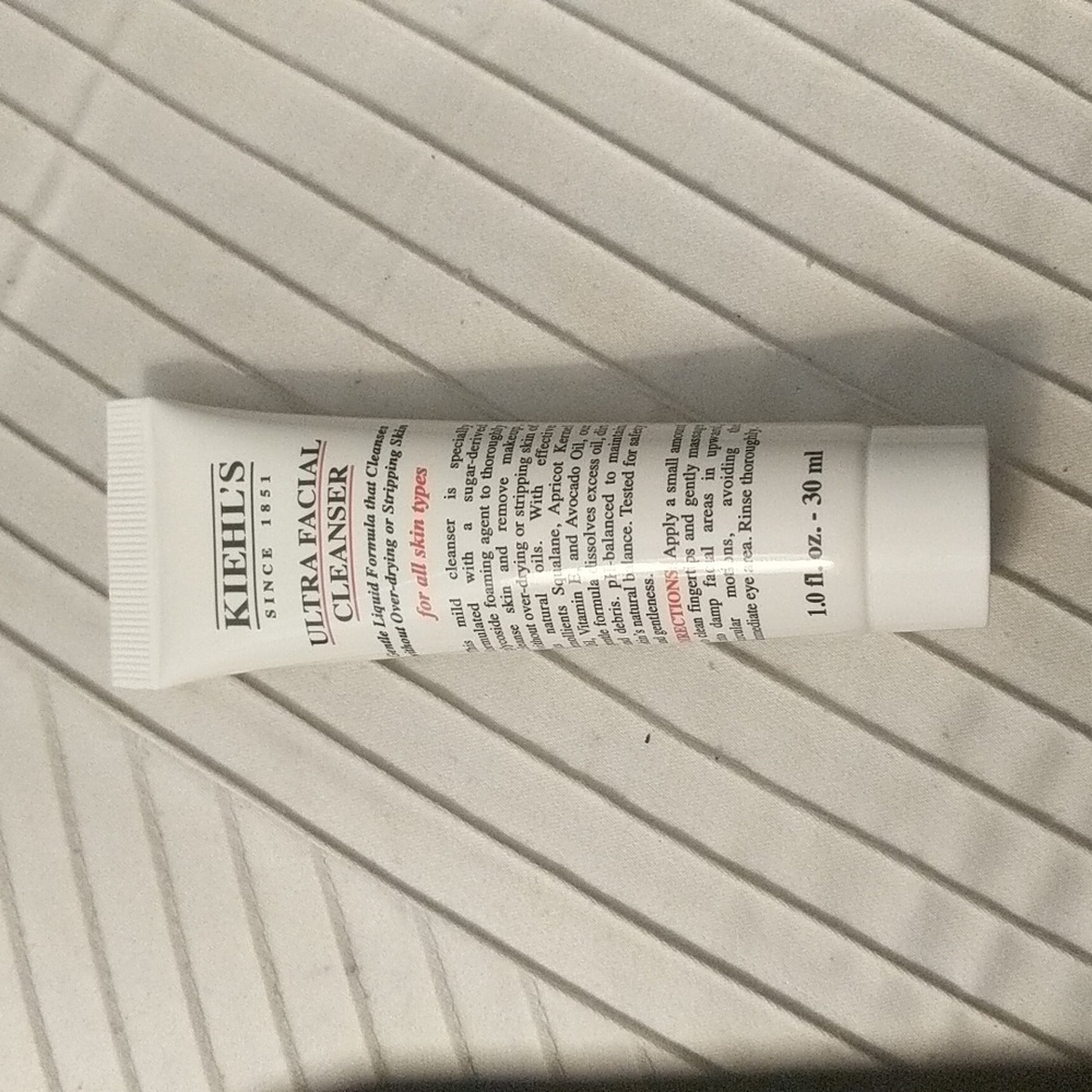 Ultra Facial Cleanser